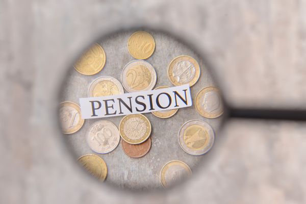 ¿Bajarán las pensiones por debajo del mínimo en 2024 a manos de la Seguridad Social?