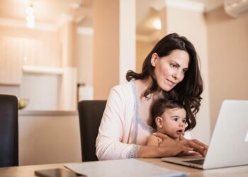 Ayudas para madres solteras en 2024: Conoce tus derechos y beneficios
