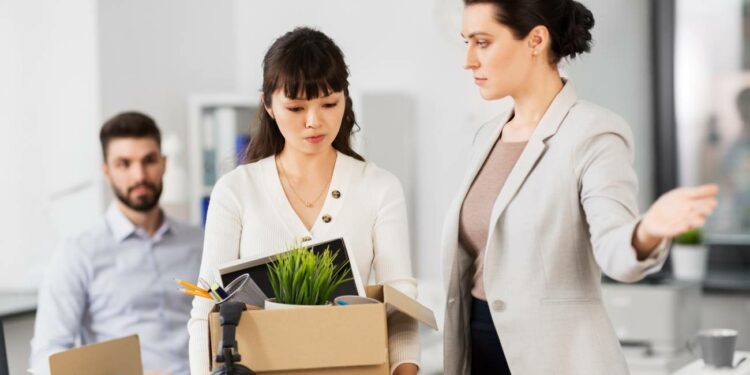 El acto de firmar o no firmar: La encrucijada de la carta de despido y sus consecuencias