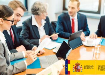 Histórico acuerdo: Salario Mínimo aumentará un 5% en 2024 después de intensas negociaciones