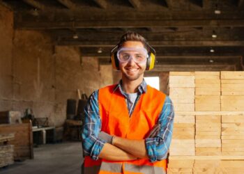 Oportunidades laborales: Contratos indefinidos y sueldos atractivos en diversos sectores