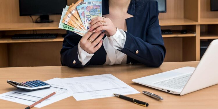 Actualización del subsidio para desempleados mayores de 52 años: Cambios que se producirán en 2024