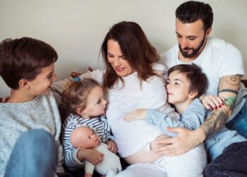 El Gobierno implementa la tarjeta monedero: Una nueva ayuda para familias vulnerables