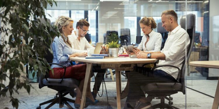 El SEPE anuncia 700 nuevas ofertas de trabajo con sueldos de hasta 5.000 euros