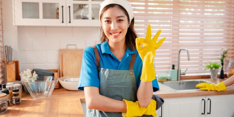 Este es el impacto de la subida del Salario Mínimo Interprofesional en las empleadas del hogar