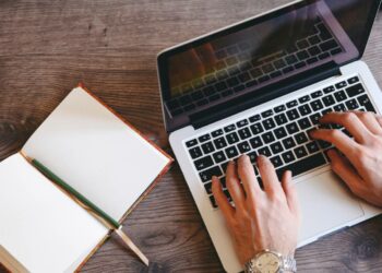 Facilitando la conciliación familiar: Pasos para solicitar un cambio de horario laboral