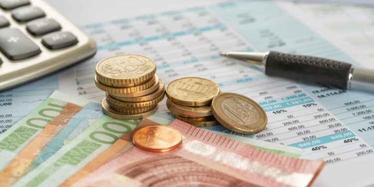 Hacienda facilita la simulación de la Renta 2024: Conoce si te sale a devolver