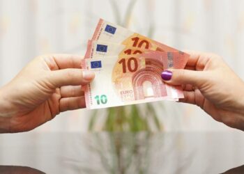 Impacto de la reducción de jornada laboral en los sueldos: Un análisis detallado