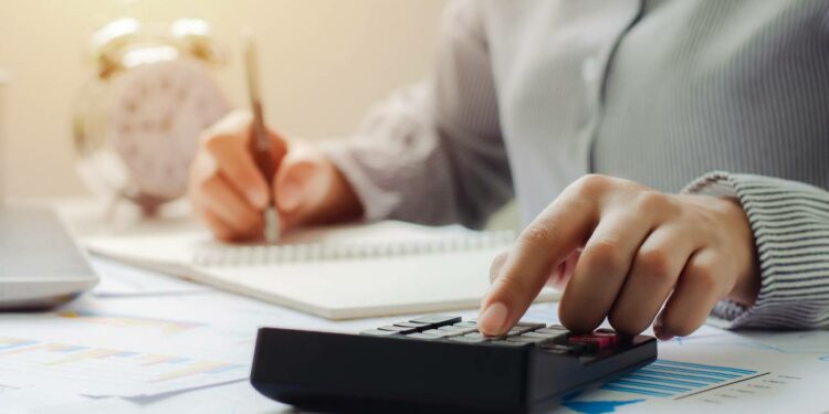 Las deducciones clave en la Declaración de la Renta 2023-2024: Importancia de la optimización fiscal