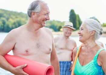 Logitravel revoluciona el turismo senior con ofertas desde 9 euros: El fin del reinado del Imserso