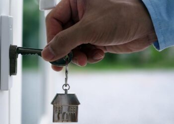 Estas son las sanciones fiscales para propietarios: Las claves para evitar problemas con Hacienda