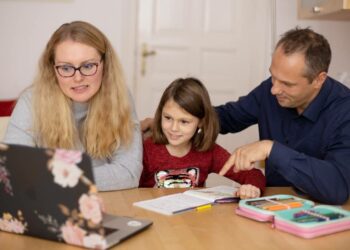 Este es el complemento para la infancia: Un extra de 115 euros al mes con el Ingreso Mínimo Vital