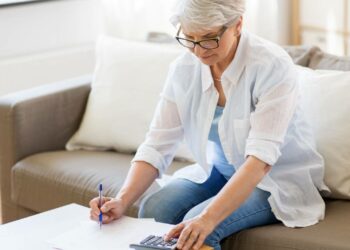 Esto es lo que debes hacer si se produce un atraso en el pago de las pensiones