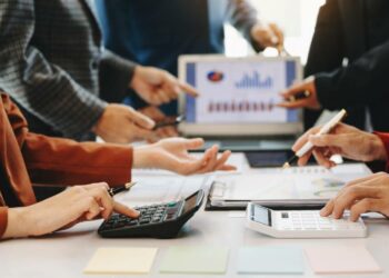 Esto es lo que debes ingresar para declarar en 2023-2024 con dos pagadores: Los límites del IRPF