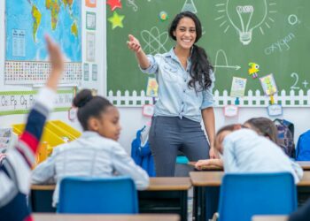 Las oportunidades laborales en Alemania para educadores con beneficios excepcionales y sueldos llamativos