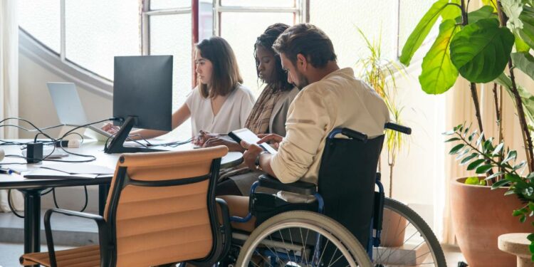 Las razones por las que puedes perder la incapacidad permanente antes de los 60 en 2024