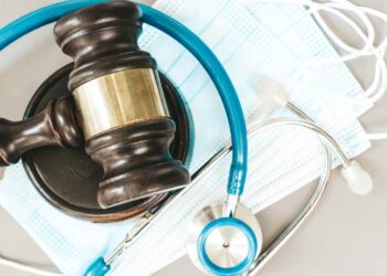 Estos son los mejores consejos para enfrentar las preguntas trampa del tribunal médico