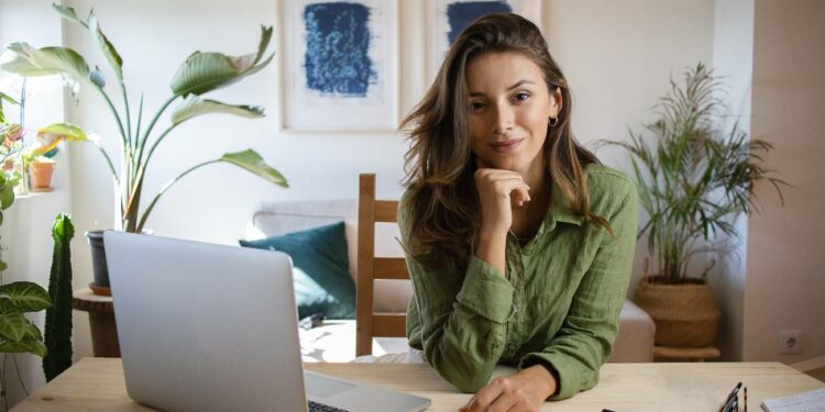 Estos son los derechos de una empleada del hogar ante el fallecimiento del empleador