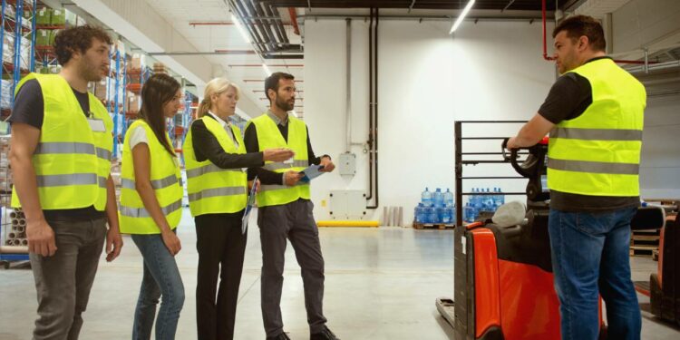 Descubre las 236 ofertas de empleo de ILUNION con sueldos de hasta 1.890 €