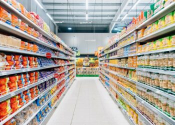 Carrefour lanza la tarjeta Plan 65+ para mayores con descuentos exclusivos