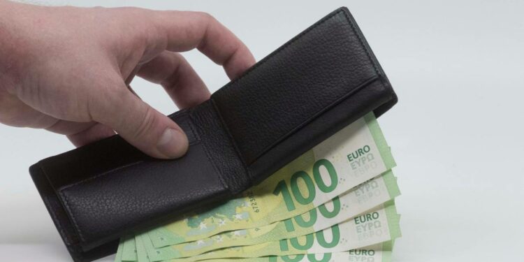 Descubre la nueva ayuda de 500 euros para jubilados que ofrece un respiro económico