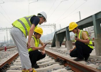 Ferrovial oferta 115 puestos de trabajo con contrato fijo y sueldos de hasta 2.500 €