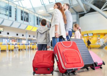 Conoce las normas del SEPE para viajar al extranjero sin perder el derecho al paro en verano