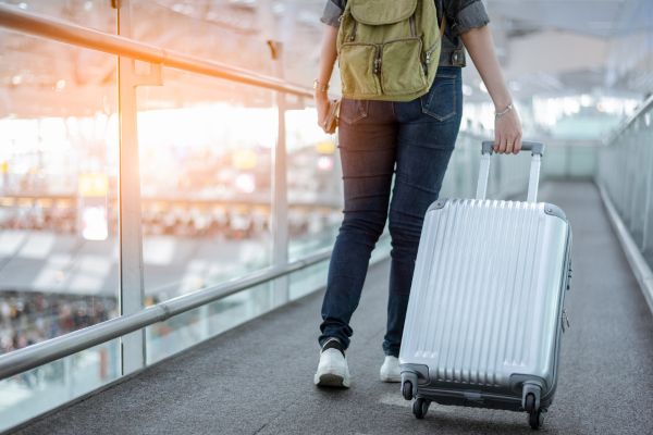 Conoce las normas del SEPE para viajar al extranjero sin perder el derecho al paro en verano