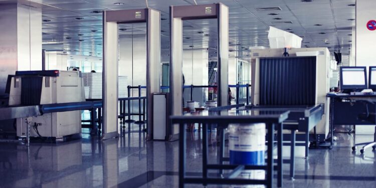 Oportunidad de empleo fijo como vigilante de seguridad en Barcelona-El Prat