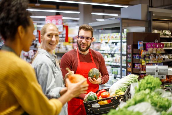 Aldi ofertas 125 puestos de trabajo con contratos indefinidos y sueldos competitivos