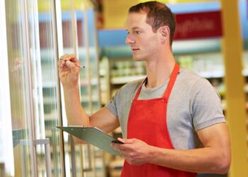 Oportunidades de empleo en grandes supermercados sin experiencia previa