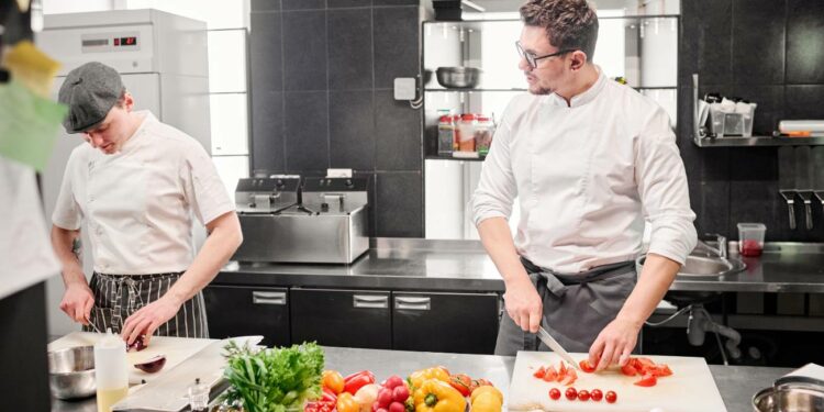 Oportunidades de empleo con 2.622 nuevas plazas en Andalucía