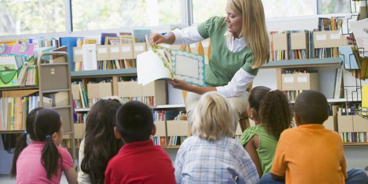 La Junta de Andalucía amplía la plantilla docente con 1.275 nuevas plazas