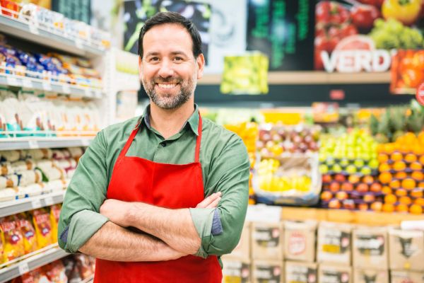 Mercadona ofrece puestos de trabajo para la campaña de verano con sueldos de 2.100 euros