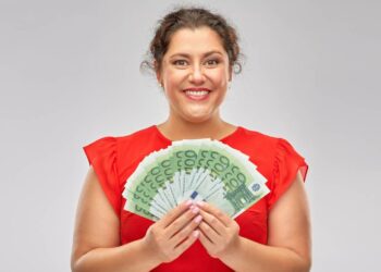 Así puedes conseguir casi 500 euros al mes gracias a esta ayuda del SEPE