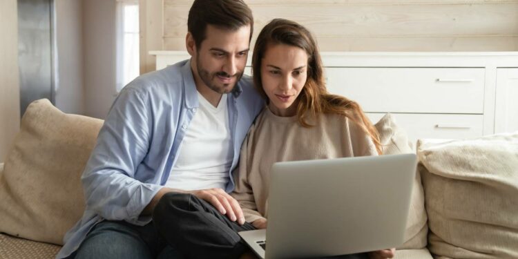 Los cambios en el subsidio para mayores de 45 años del SEPE