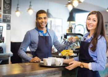 La nueva reforma que garantiza ayuda íntegra para trabajadores a media jornada