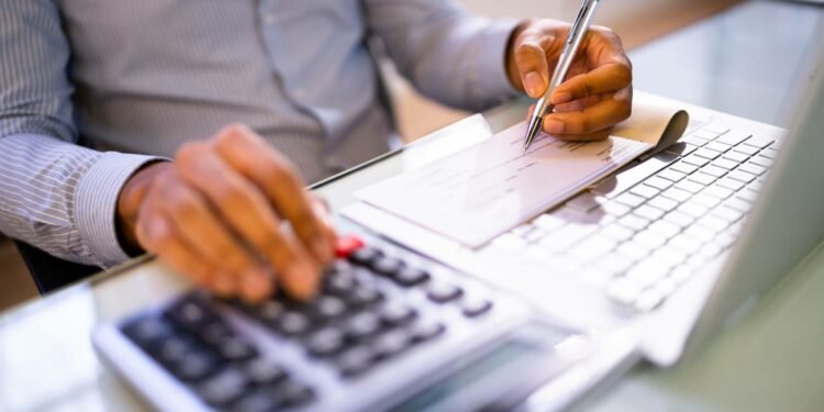 Así puedes calcular la base reguladora de tu nómina y su impacto en tu jubilación