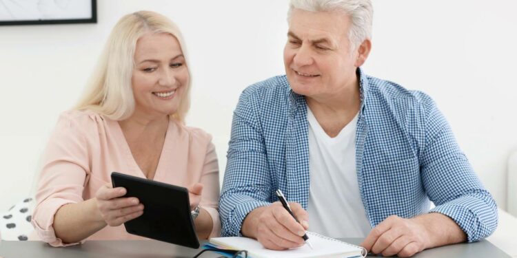 SEPE introduce nuevas condiciones para el abono de subsidios a parados mayores de 52 años