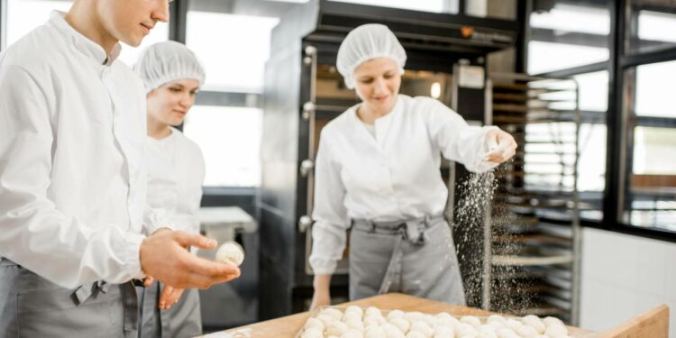 Mercadona ofrece puestos de trabajo para su fábrica de pan en Madrid