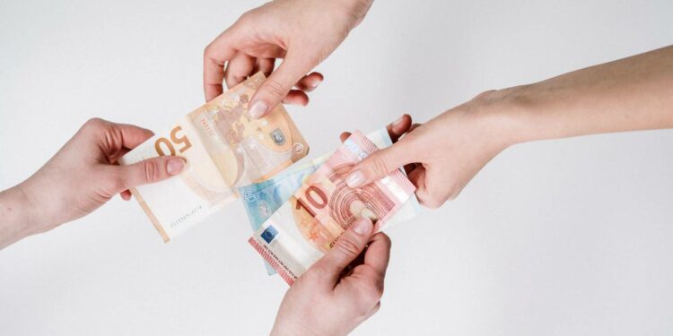 La posibilidad de recibir pensiones y desempleo simultáneamente