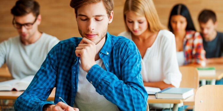 Nuevas convocatorias de oposiciones en España una oportunidad para los aspirantes a funcionario