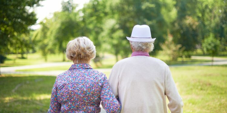 A qué edad podrás jubilarte y cobrar el 100% de tu pensión en España