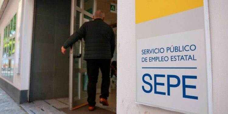 El SEPE Lanza Más de 33.000 Ofertas de Empleo Indefinido en Octubre