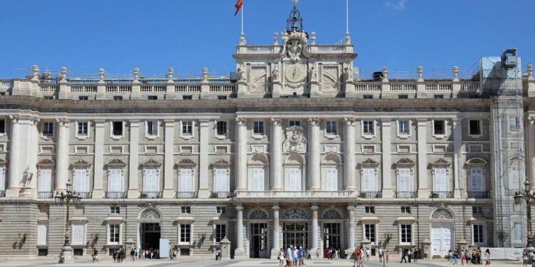 Llegan a Madrid los cinco españoles liberados en Venezuela tras meses de detención